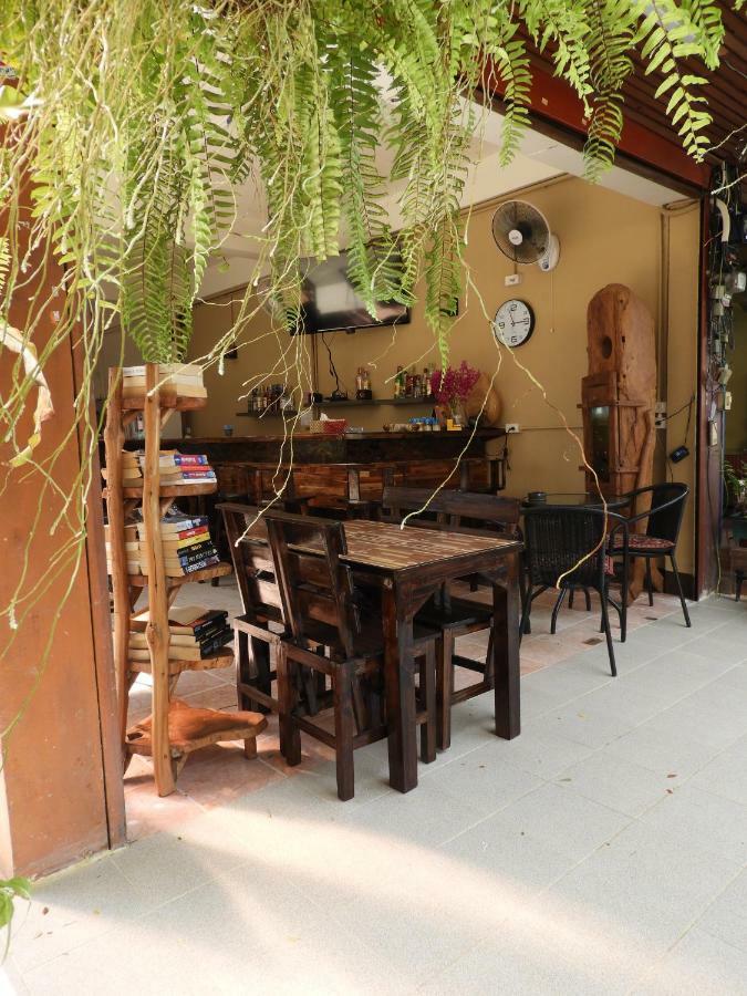 Hotel P'Lyn House Chiang Mai Exterior foto