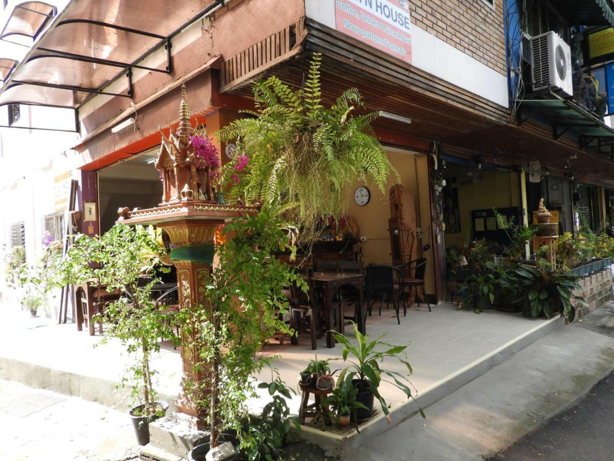 Hotel P'Lyn House Chiang Mai Exterior foto